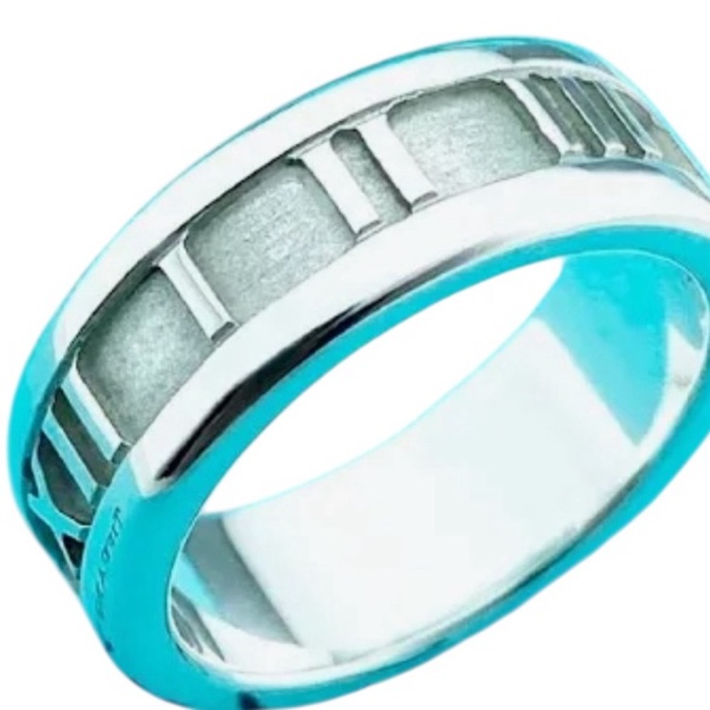 TIFFANY & CO ATLAS RING 925 sterling silver. Comes with sterling silver chain. - Picture 2 of 4